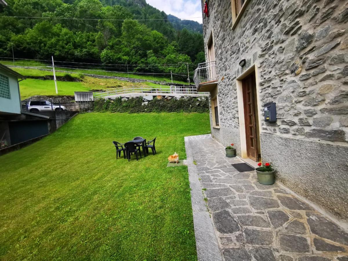 Appartamento S.Anna In Valmalenco Torre di Santa Maria المظهر الخارجي الصورة